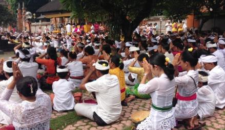 Daftar Ucapan Galungan dan Kuningan 2024, Penuh Makna dan Harapan. (Foto: MNC Media)