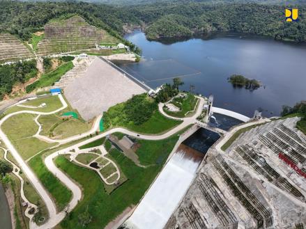 Pemerintah Jokowi Fokus Pembangunan Infrastruktur, Ini Deretan Proyeknya dalam Satu Dekade