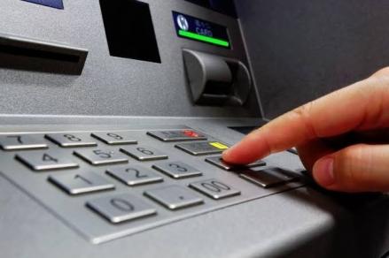 Kenapa Kartu ATM Bisa Terblokir? Cek Ulasan dan Cara Mengatasinya