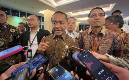 Jokowi Desak Lifting Minyak Naik demi Keuangan Negara, Begini Strategi Bahlil