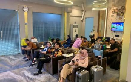 KAI menyediakan fasilitas ruang tunggu khusus Luxury Lounge untuk penumpang kereta wisata.