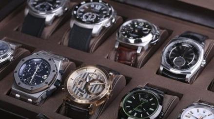 10 Merek Jam Tangan Mewah yang Terkenal yang Bisa Dimiliki Sultan. (FOTO: MNC MEDIA)