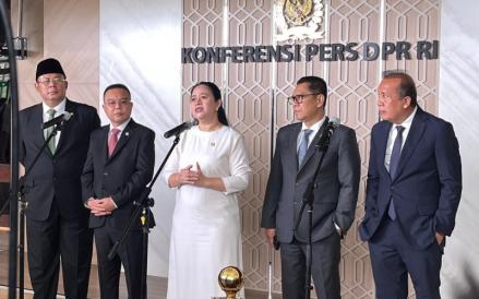 Ketua DPR RI Puan Maharani saat jumpa pers (Achmad Al Fiqri/MPI)
