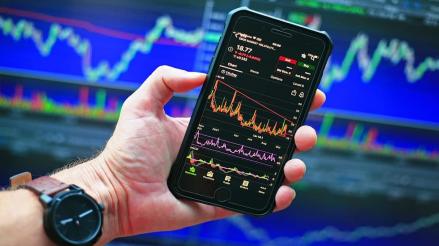 Masuk UMA BEI, Saham Electronic City (ECII) Jatuh 15,56 Persen (Foto: dok Freepik)