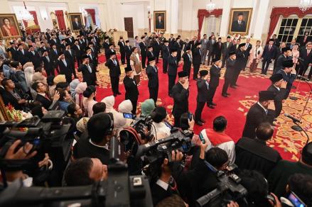 Presiden Prabowo Subianto menegaskan tidak ada reshuffle atau pergantian menteri di Kabinet Merah Putih. (iNews Media Group)