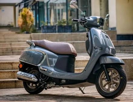 Suzuki Luncurkan Skutik Bergaya Retro, Harganya Rp21 Jutaan. Foto: MNC Media.