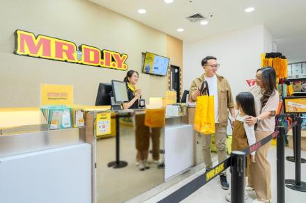 Besok Listing Perdana, MR DIY (MDIY) Masuk Geng Indeks Saham Syariah (Foto: MNC Media)