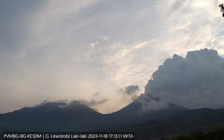 Erupsi Gunung Lewotobi Laki-Laki, Masyarakat Diminta Waspadai Banjir Lahar Hujan (FOTO:MNC Media)