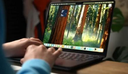 Mengenal Quantum Dot, Teknologi yang Dipakai Apple di Layar MacBook Pro M4. Foto: MNC Media.