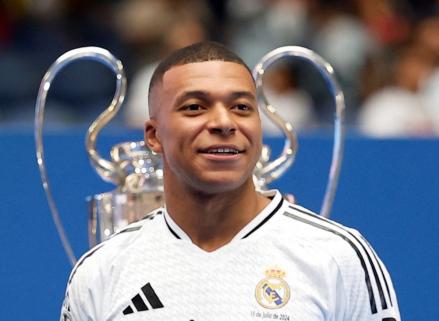 Cek Kisaran Gaji Kylian Mbappe di Real Madrid saat Ini