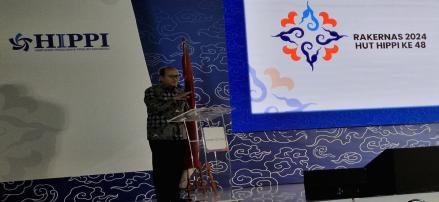 Rosan Roeslani Pamer Investasi RI Tembus Rp1.261, Serap 1,87 Juta Tenaga Kerja. (Foto: Suparjo/MNC Media)