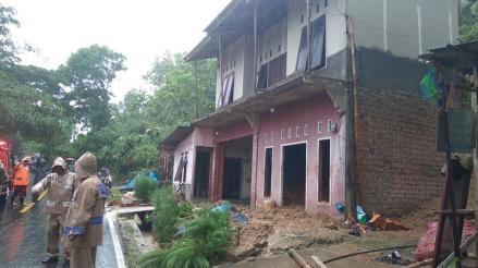 BNPB: Dua Orang Meninggal dan Satu Luka Akibat Tanah Longsor di Cianjur (foto ist)