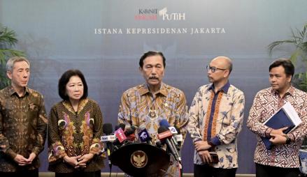 Temui Prabowo, Chatib Basri Soroti Daya Beli Masyarakat Kelas Menengah