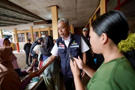 Kemensos Salurkan Rp2,1 Miliar untuk Bantu Korban Banjir Sukabumi (FOTO:Dok Ist)