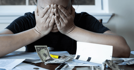 5 Karakter Orang yang Suka Berutang, Waspadai Cirinya Agar Bijak Bersikap. (Foto: Freepik)