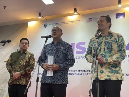 Rosan Ungkap Sederet Harta Karun Energi RI di Depan Investor Eropa (foto tangguh)
