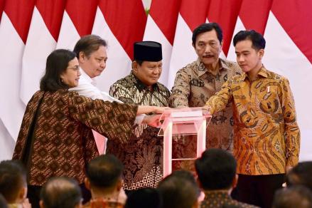 Prabowo Luncurkan Digitalisasi Pengadaan Barang-Jasa Lewat Katalog Eletronik Versi 6.0. (Foto: Biro Pers Setpres)