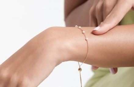 5 Model Gelang Emas Dewasa Terbaru, Cocok untuk Tampilan Kasual hingga Formal. (Foto: MNC Media)  