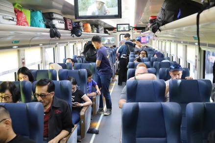 145 Ribu Tiket Kereta Terjual di Puncak Arus Balik Libur Kemerdekaan (Foto: iNews Media Group)