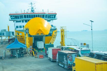 Didorong Mudik Gratis Kapal Laut, Transportasi Penumpang dan Angkutan Barang Naik di Maret 2025