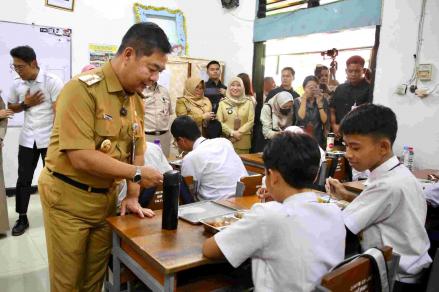 Pj Gubernur DKI Jakarta Janji Berikan Susu Dua Kali Sepekan di Menu Makan Bergizi Gratis. (Foto: Dok. Pemprov DKI Jakarta)