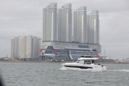 Kapal Yacht Milik Prilly Latuconsina dan Kevin Sanjaya Tawari Banyak Paket Liburan. (Foto: MNC Media)