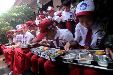 Realisasi Anggaran Makan Bergizi Gratis (MBG) Naik Tajam Jadi Rp2,3 Triliun di April 2025