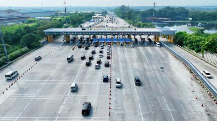 Daftar Tarif Tol Kalikangkung-Cikampek 2025 Lengkap Semua Golongan. (Foto: MNC Media)