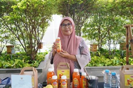 PNM Daftarkan Sertifikat Halal Usaha Sirup Rumahan hingga Tembus Toko Oleh-Oleh (Foto: MNC Media)