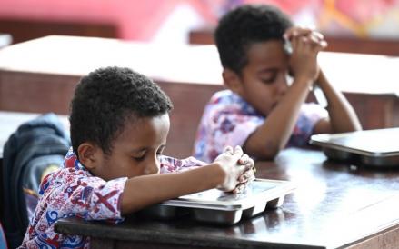 Pelajar Keracunan Makan Bergizi Gratis, Badan Gizi Nasional Lakukan Uji Lab (Foto: Sekretariat Presiden)