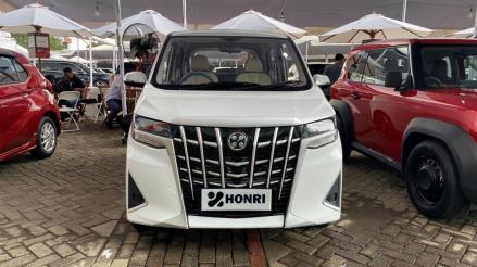 Adu Spesifikasi Wuling Air vs Honri Boma, Mobil Listrik Rp100 Jutaan. (Foto: Fadli/MNC Media)