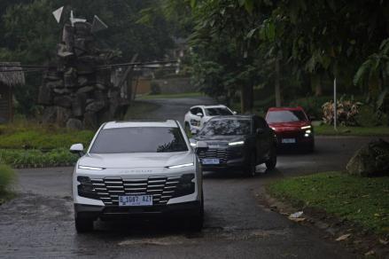 Begini Sensasi Gunakan Mobil Jetour Dashing Tempuh Rute Jakarta-Bandung. (Foto: MNC Media)
