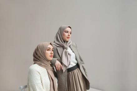 10 Dresscode Bukber yang Mewah tapi Tetap Elegan. (Foto: Freepik)