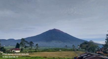 Aktivitas Gunung Api Kerinci Meningkat, Statusnya Level II Waspada. (Foto: Dok. Badan Geologi)