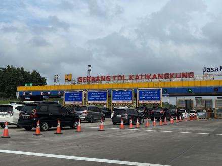 Puncak Arus Balik, One Way Kalikangkung Ramai Lancar (Foto: MNC Media)
