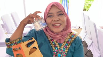 Presiden Prabowo gelar open house Idulfitri di Istana Merdeka, bagikan souvenir spesial dan sambut hangat warga yang hadir. (foto: Binti/IMG)