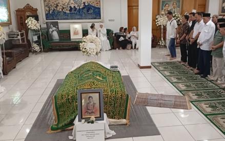 Wamen Giring Sebut Karya Titiek Puspa Bisa Jadi Warisan Budaya (Ravie Wardhani/MPI)