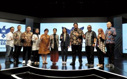 MNC Sekuritas dan MNC University secara resmi menjalin kerja sama edukasi pasar modal dan program magang pada Rabu (16/4/2025). (Foto: MNC Media)
