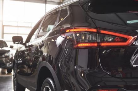 Kalah Saing dari EV China, Jerman Ingin Batalkan Larangan Mobil BBM. (Foto: Freepik)
