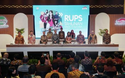 Djap Tet Fa resmi menggantikan Santosa selaku Presiden Direktur PT Astra Agro Lestari Tbk (AALI). (Foto: Dok. AALI)