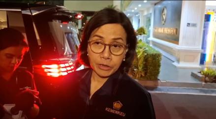 Sri Mulyani Lapor Prabowo Hasil Pertemuan dengan IMF dan World Bank. (Foto Binti M/iNews Media Group)