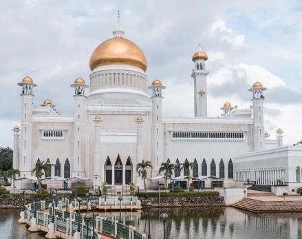 5 Alasan Brunei Darussalam Lebih Kaya dari Indonesia. (Foto: Instagram/@brunei.tourism)