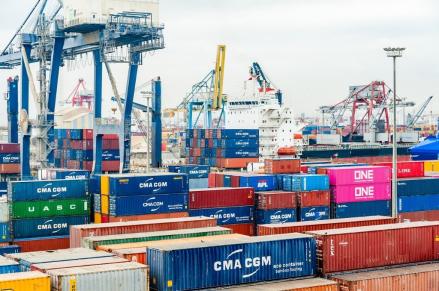 China Terapkan Tarif Bea Masuk Antidumping ke Produk Plastik Rekayasa dari AS, UE, Jepang dan Taiwan