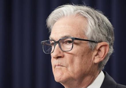 Pejabat Fed Peringatkan Tarif Trump Dapat Sebabkan Inflasi Tinggi dan Ekonomi Melambat