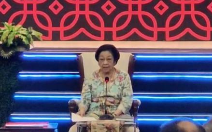 Megawati Ngeluh ke Sri Mulyani, Tak Pernah Dapat Tunjangan Pensiun Wapres (Achad Al Fiqri/iNews Media Group)