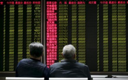 Investor global semakin agresif memburu aset-aset berisiko, terutama saham-saham di pasar negara berkembang (emerging markets). (Foto: Reuters)