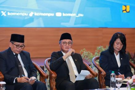 Viral Candi Borobudur Dipasang Eskalator Jelang Lawatan Presiden Macron, Ini Kata Menteri PU. (Foto Istimewa)