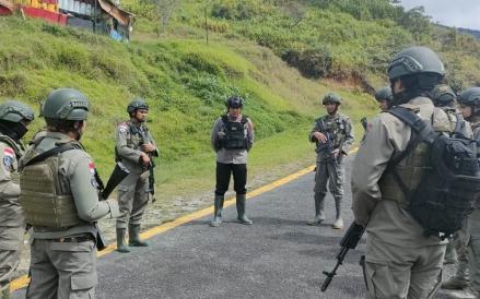 Satgas Gakkum Ops Damai Cartenz terus terus meningkatkan patroli dan penindakan guna mencegah eskalasi konflik bersenjata (Tribratanews)