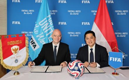 Erick Thohir Rangkap Jabatan Menpora dan Ketum PSSI,  Presiden FIFA: Tidak Apa Dia Multitalenta (PSSI)