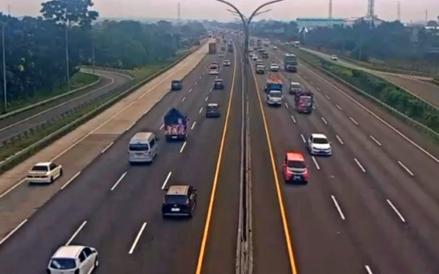 Jasamarga menghentikan contraflow di Tol Jakarta-Cikampek. (Jasamarga)